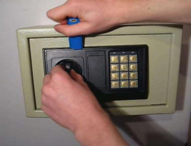 银海24小时上门开锁公司